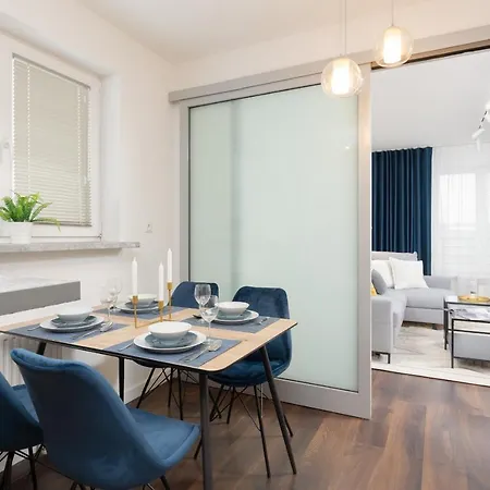 Beautiful & Spacious Warsaw Apartment By Noclegi Renters Екстер'єр фото